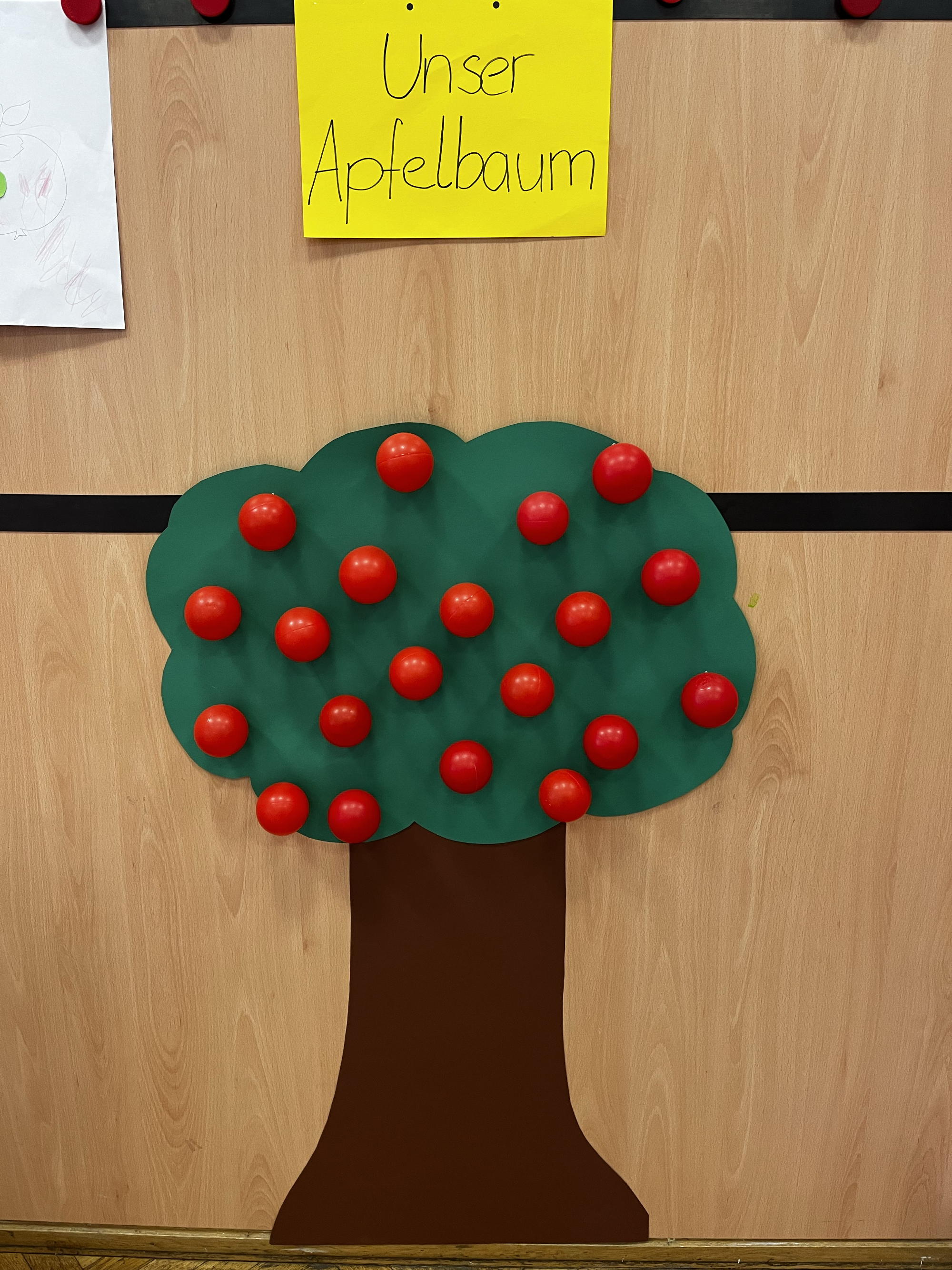 2026-09-17_Apfelbaum